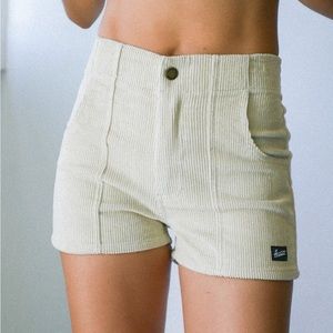 Retro corduroy shorts